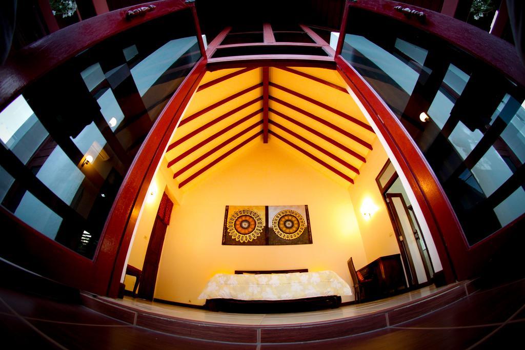 Baan Saleepai Hotel Quarto foto